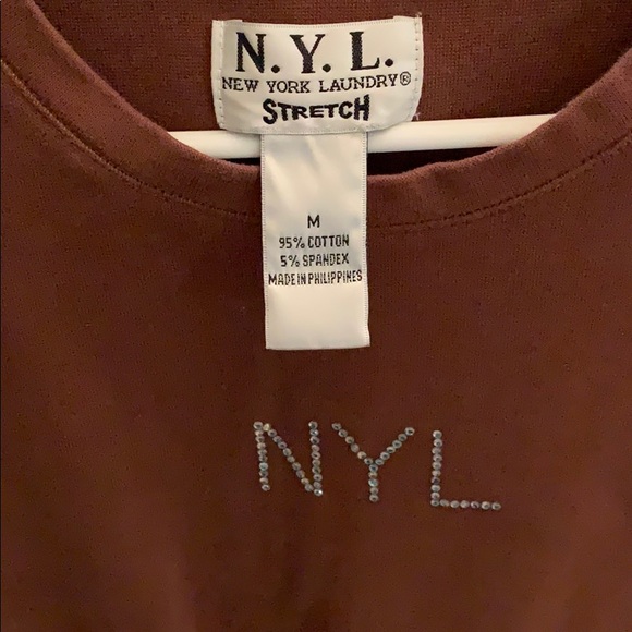 T shirt - Picture 2 of 3